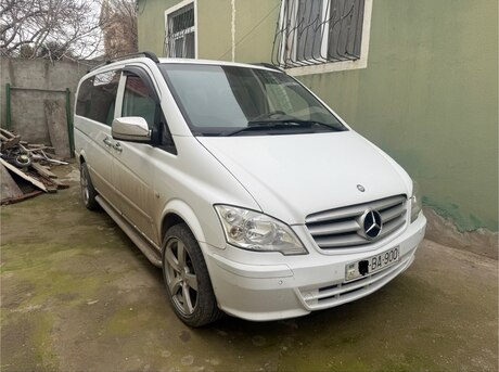 Mercedes Vito 115 2011