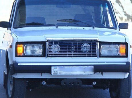 LADA (VAZ) 2107