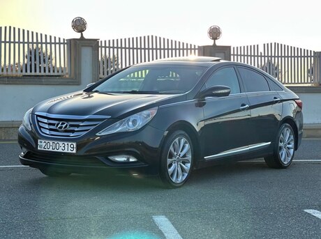 Hyundai Sonata 2011