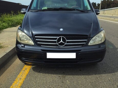 Mercedes Viano 2007