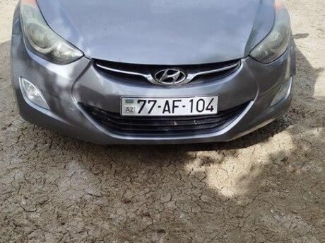 Hyundai Elantra 2012