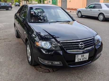 Nissan Sunny 2011