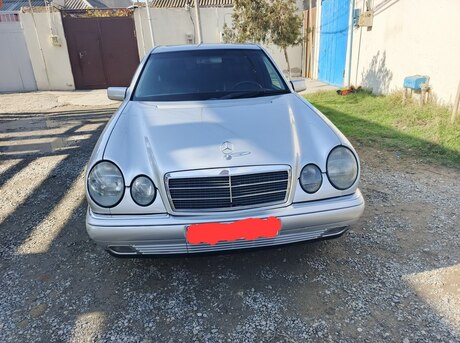 Mercedes E 240 1998