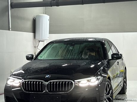 BMW 530 2021