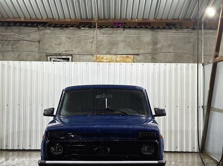 LADA (VAZ) Niva 2013