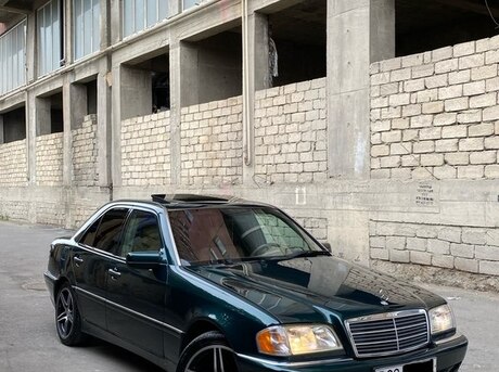Mercedes C 230