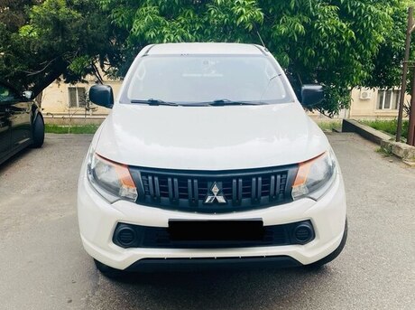 Mitsubishi L200 2016