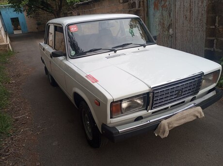LADA (VAZ) 2107 2010