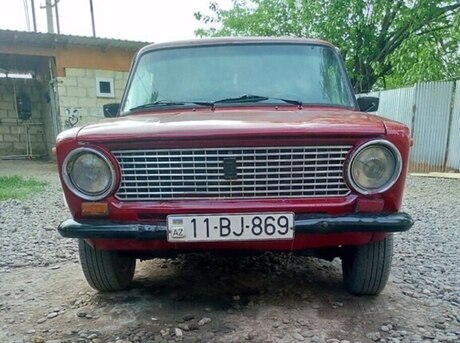 LADA (VAZ) 21011 1981