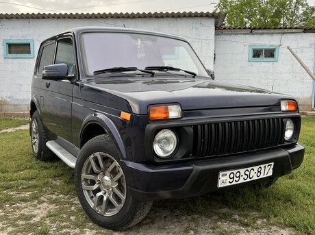 LADA (VAZ) Niva 2016