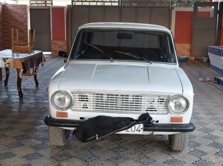 LADA (VAZ) 21011 1981