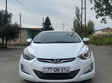 Hyundai Elantra 2015