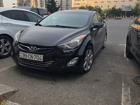 Hyundai Elantra 2012
