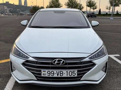Hyundai Elantra 2019