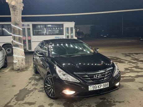 Hyundai Sonata 2010