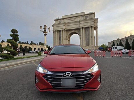 Hyundai Elantra 2020
