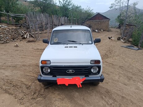 LADA (VAZ) Niva 2006