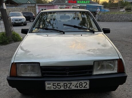 LADA (VAZ) 21099 2000