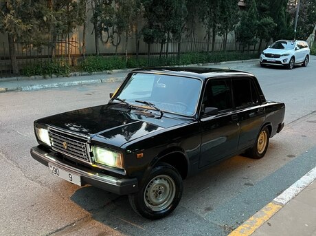 LADA (VAZ) 2107 2010