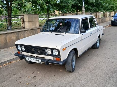 LADA (VAZ) 2106 1988