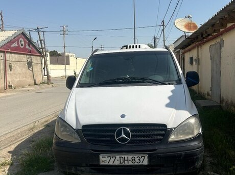 Mercedes Vito 115 2004