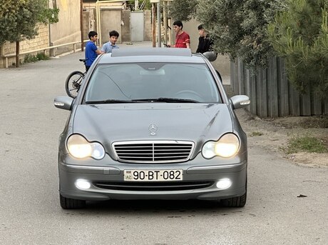 Mercedes C 180 2004