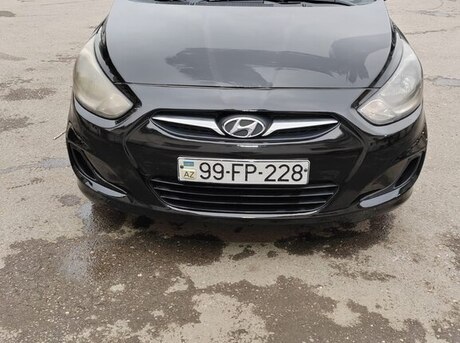 Hyundai Accent 2013