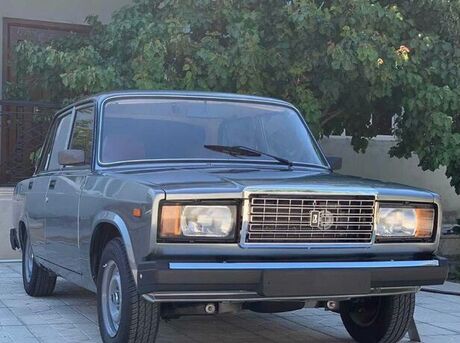 LADA (VAZ) 2107 2010