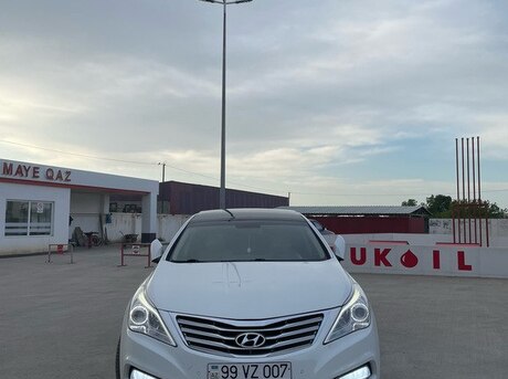 Hyundai Grandeur 2011