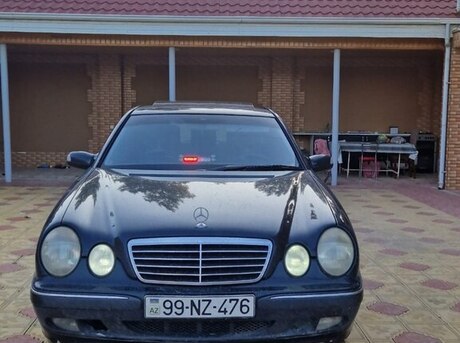 Mercedes E 240 2000