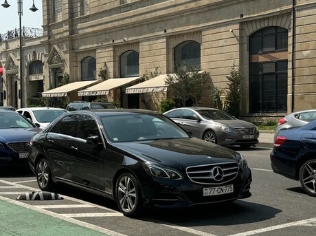 Mercedes E 220 d 2014
