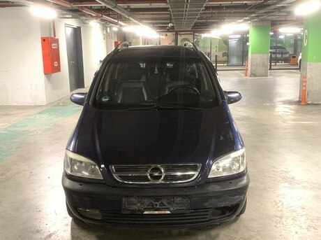 Opel Zafira