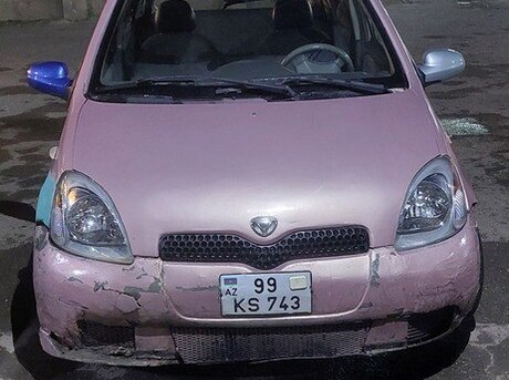 Toyota Vitz 1999