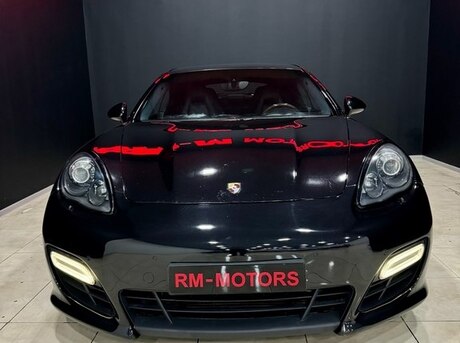 Porsche Panamera GTS