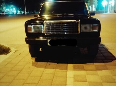 LADA (VAZ) 2107 2010