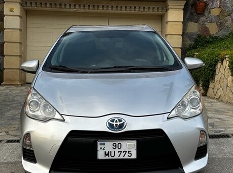 Toyota Prius C 2013
