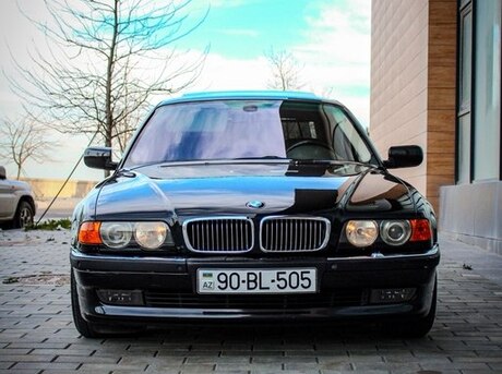 BMW 740 2001