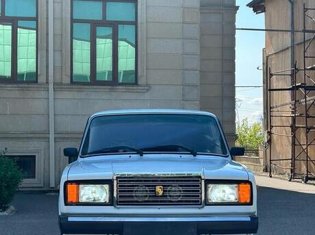LADA (VAZ) 2107 2005