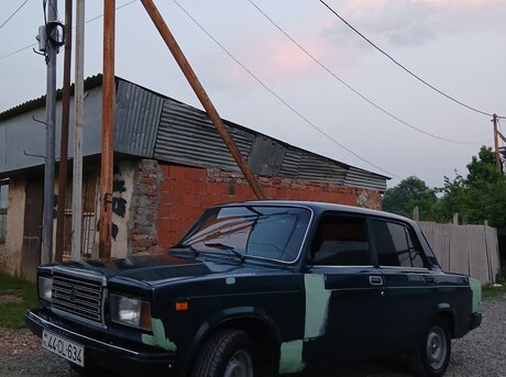 LADA (VAZ) 2107 2001