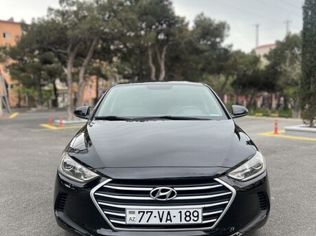 Hyundai Elantra 2017
