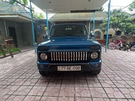 LADA (VAZ) Niva 2015