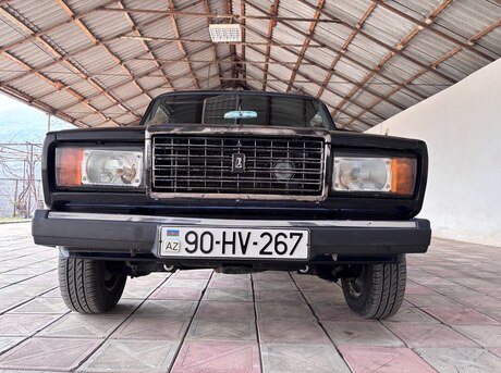 LADA (VAZ) 2107 2010
