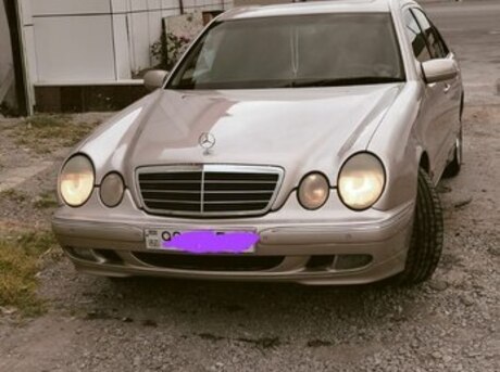 Mercedes E 200 2001
