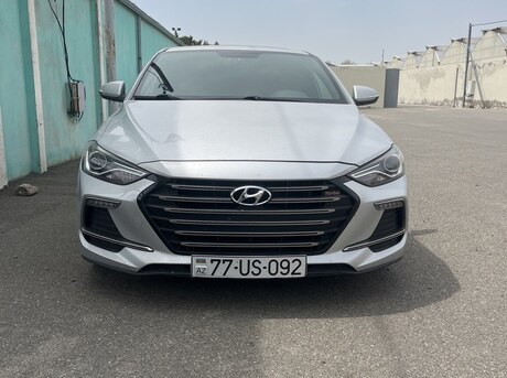 Hyundai Elantra 2018