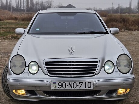 Mercedes E 320 2001