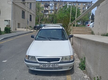 Opel Astra 1996
