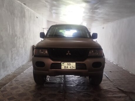 Mitsubishi Montero Sport
