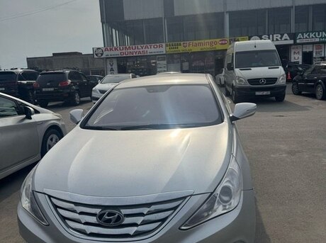 Hyundai Sonata 2013