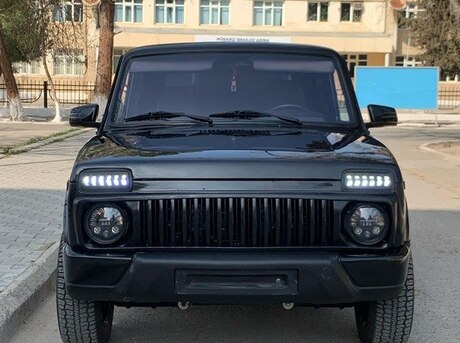 LADA (VAZ) Niva 2012