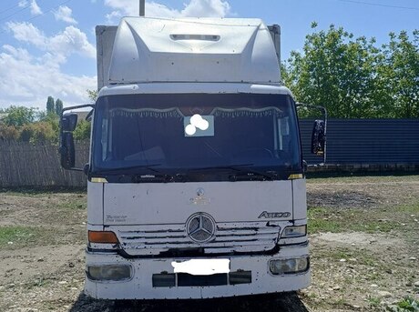 Mercedes  1999